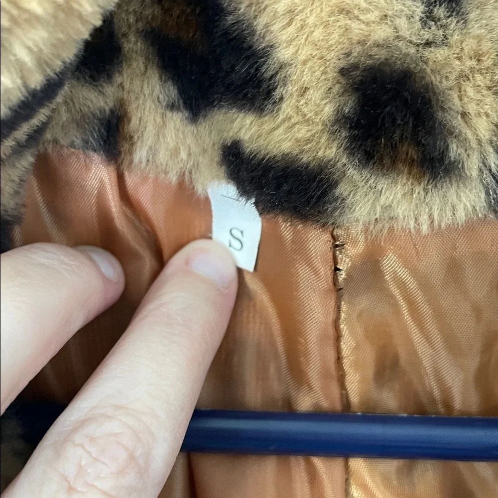 Leopard Print Faux Fur Teddy Coat Cropped Open Front Lined Size Small - Picture 2 of 9